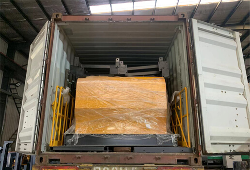 Loading and delivery of eddy current separator